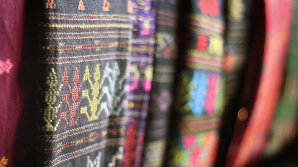 Ulos Harungguan Raih Penghargaan World Crafts Council