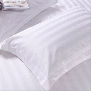 Sarung Bantal Hotel Putih (Pillow Case)