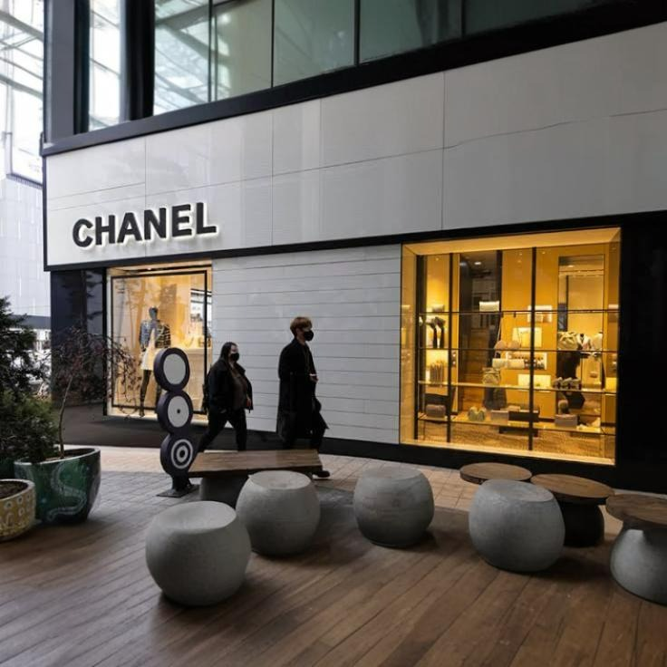 Berkelas! Ini Etika Masuk Ke Toko Luxury Brand di Berbagai Negara