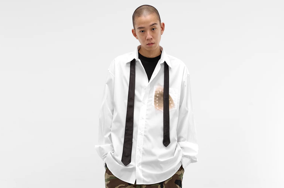 Distressed Fashion Makin Ekstrem, Ketika Kemeja Gosong Dianggap Sebagai Seni