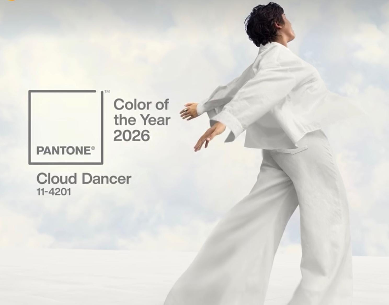 Pantone Color of the Year 2026: Cloud Dancer dan Pengaruh Besarnya di Dunia Fashion, Desain, & Tekstil