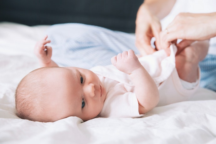 Tips Memilih Pakaian Untuk Newborn Baby