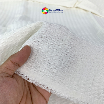 Kain Cotton Wafer Off White