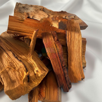 Pewarna Alami Kayu Secang 