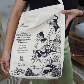 Totebag Kanvas Pepadhang